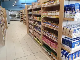 413-biocoop-peronnas-monternoz-magasin-alimentation-bio-compote-puree-fruit.webp